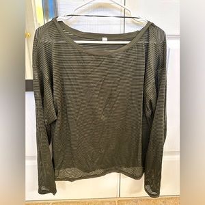 Lululemon sheer top long sleeve size 8 olive green